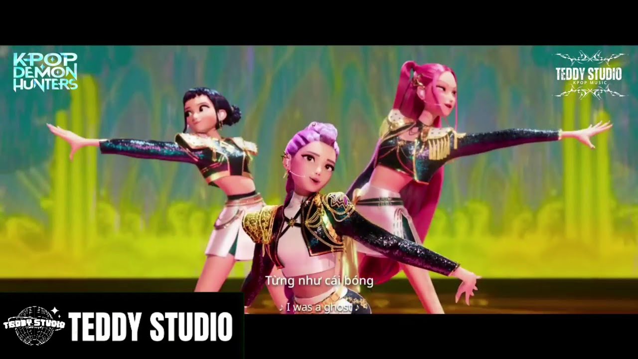 GOLDEN - HUNTR/X [FULL PERFORMANCE] (KPOP DEMON HUNTERS)