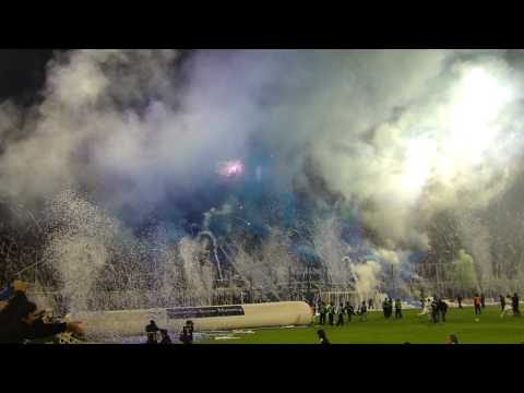 "Recibimiento vs Chivas" Barra: La Pandilla de Liniers • Club: Vélez Sarsfield