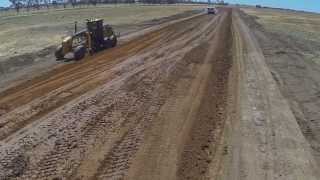 preview picture of video 'Kerang Levee by WATERS EXCAVATIONS PTY LTD'