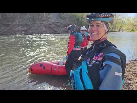 Kayaking the Kings River at Expedition Ozark