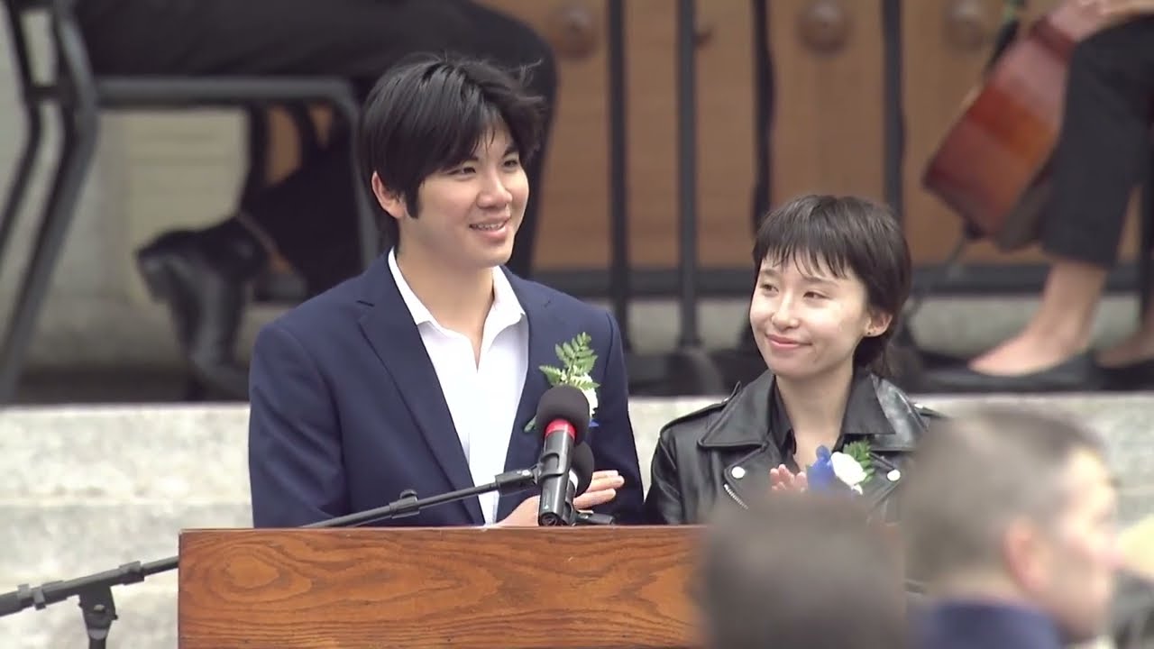 Investiture XVI Video