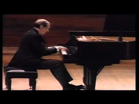 Vladimir Horowitz plays Rachmaninoff sonata No. 2 op. 36