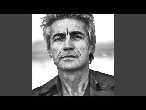 Video per il significato della canzone Vita morte miracoli di Luciano Ligabue