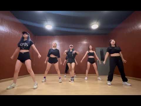 (G)I-dle - LATATA Dance cover by Zeres cover Kpop