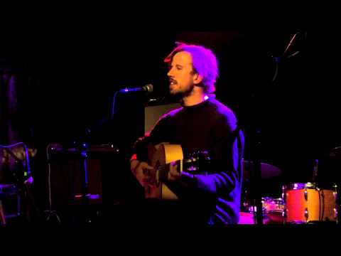 The Magic Lantern performs "Harvest Moon" at The Lexington, London, 26 October 2014