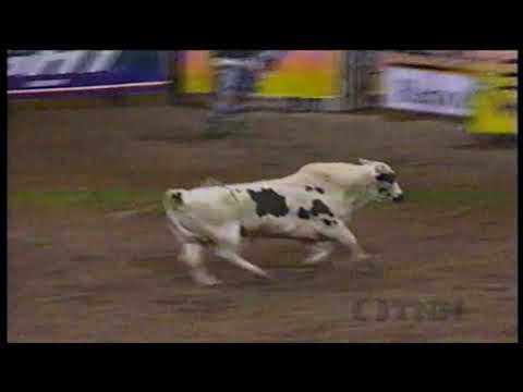 Panhandle Slim bucks Josh O'Byrne - 97 PBR Albuquerque