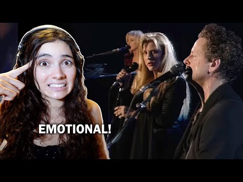 So AWKWARD ! Singer FIRST Time Reaction to Fleetwood Mac - Silver Springs