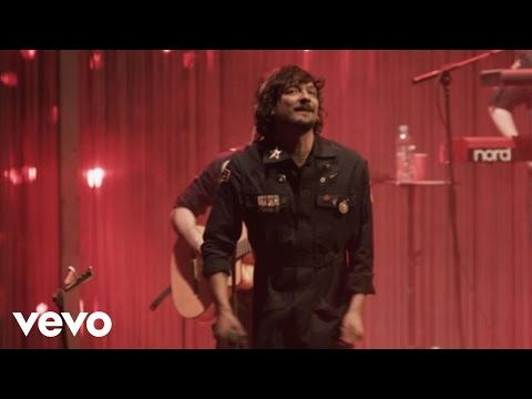 León Larregui - Visitantes (Live)