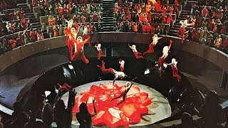 未来の人間は30歳になったら公開処刑のように“自●爆”が義務化。観客は拍手喝采…もう狂気だ