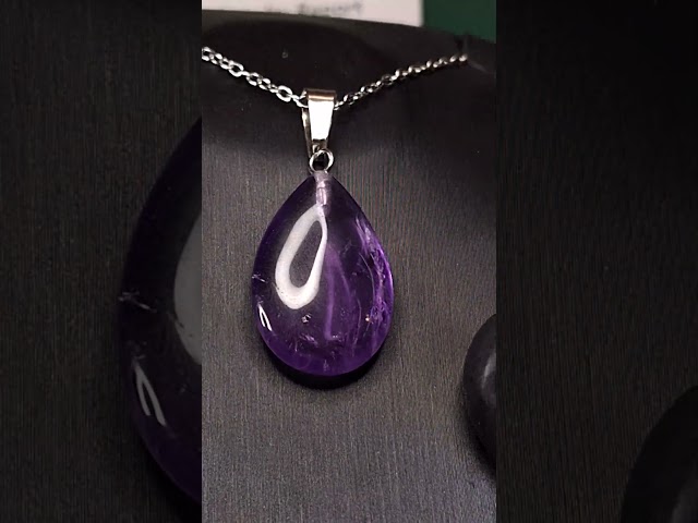 تعليقة اكسسوار حجر جمشت طبيعي مفحوص و موثق بشهادة...