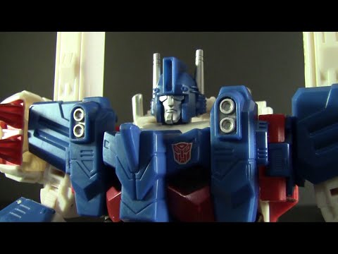 Combiner Wars Ultra Magnus (Random Review)