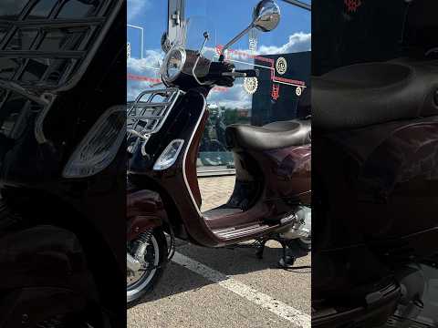 Piaggio Vespa 125cc, мотороллеры / мопеды