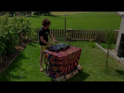 Freiheit im Schwarzwald mit Astrix, Bubble, Interactive Noise, Omiki, Symphonix, Upgrade, Vegas