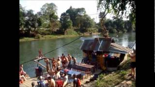 preview picture of video 'Пляжи Лаоса Лаосский тюбинг - ни фигакинг каякинг Tubing in Vang Vieng'