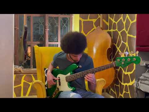 יש אי שם- בס קאבר , יאיר אופיר