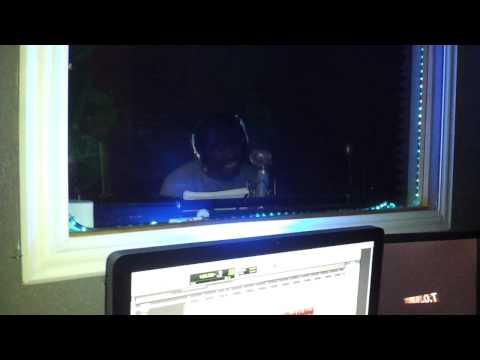 Bossalini! In the studio! Royalty Recordz!