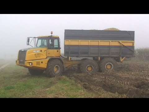 Maïs 2007 Loonbedrijf Snick(ploeg 1) met O&K dumper,Bell B25D dumper                 Claas Jaguar