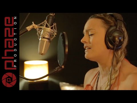 STUDIO LIVE SESSIONS - S01E10 - LESLY - WHATS UP