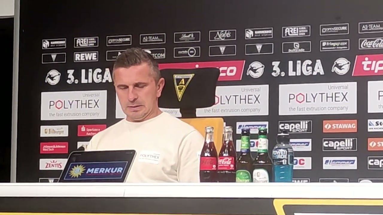  3.Liga Fussball – 8. Spieltag – PK Alemannia Aachen gegen Viktoria Köln, Trainer Mersad Selimbegovic 