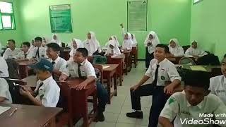 Download lagu STATUS WA VERSI ANAK SEKOLAH /SMP mp3