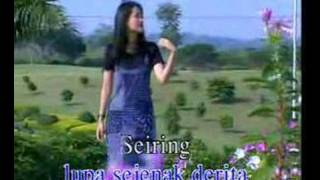 Download lagu Bimbo - Dia mp3