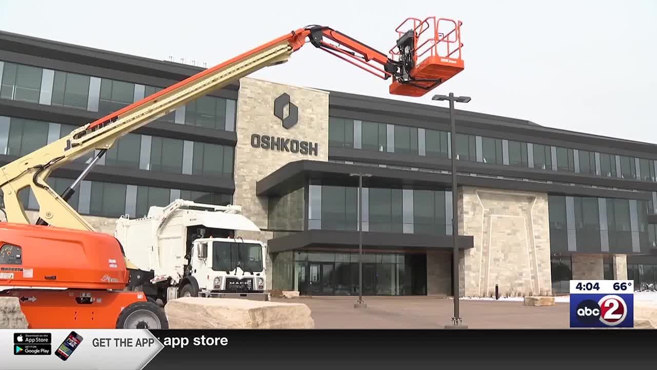 Oshkosh Defense gets 3-year Army contract for tactical vehicles