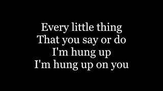 Madonna - Hung Up ( lyrics )