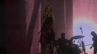 Kylie Minogue - Lost Without You Live (Golden Tour 2018, Motorpoint Arena Nottingham)