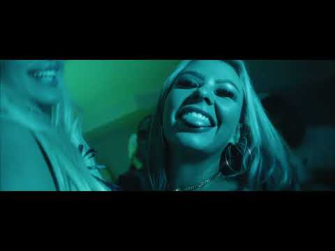 Twoyoung x Deezy x Auggy Stackz x Darkness - "Run It Up" (OFFICIAL VIDEO)