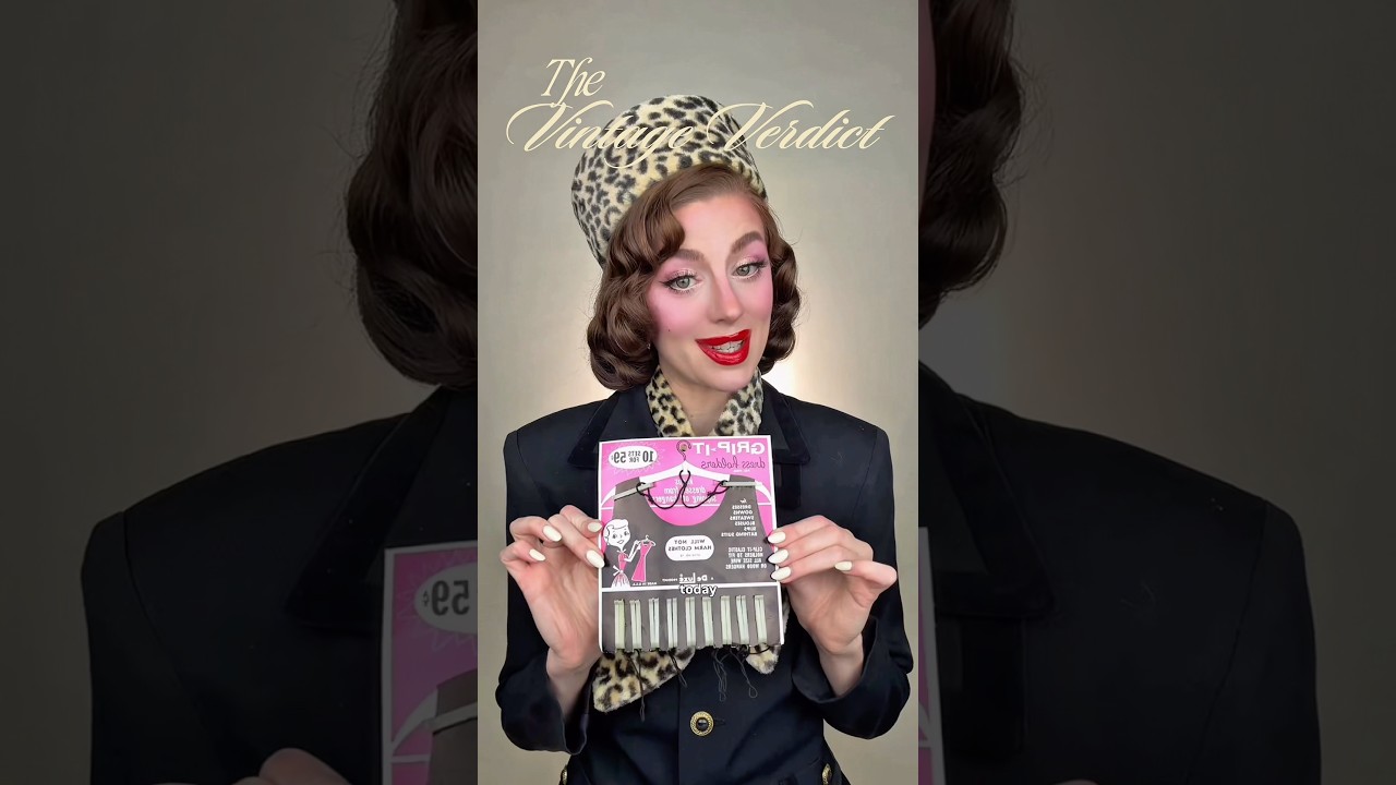 Trying a 1950s Vintage Grip It Hanger Tool 👀Vintage Fashion Hack👗 A yay or nay? #vintage #fashion