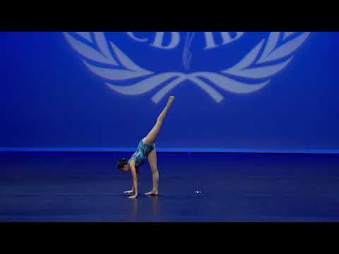 Contemporary Dance “Who You Are” by Faye- competition Canaan HK
