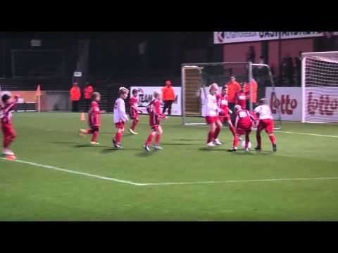 TV-Oost kids cup 29 oktober 2011 - - U9 KVV Laarne-KFC Moerbeke