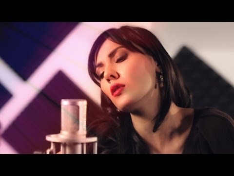 VIDEO! Alexandra Bădoi, nostalgică la final de toamnă!