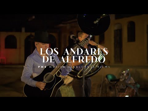 Los Plebes de la Cuadra - Los andares de Alfredo (en vivo)