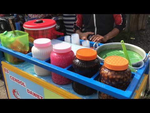 This is a refreshing traditional dessert for hot weather - New Year 2024 - Cendol Dawet Bubur Pandan