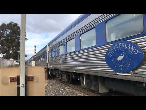 1AM8 The Overland at Stawell