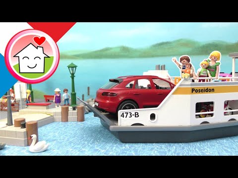 Playmobil en francais La famille Hauser sur l'eau