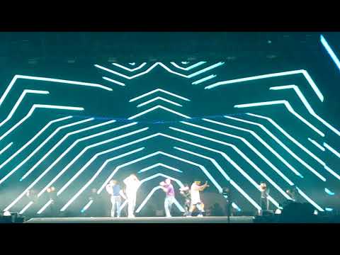 060418 SMTOWN LIVE WORLD TOUR in Dubai SHINee - VIEW