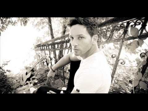 Danijel Jurić - Opet se tugom pokrivam (OFFICIAL AUDIO)