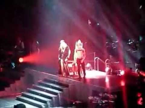 Jennifer Lopez - On The Floor (Live Montreal,15 july 2012) - Alandomusicworld