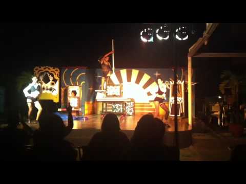 2014-05-31 Cuban Magic Show (Varadero)