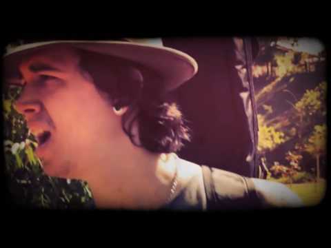 Santhuário - Tão Longe ft Tati Nunes