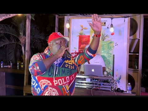 Jigsy King BUSS DI PLACE 90's Style & Said This About Jamaica @ Rub A Dub Tuesday, Live Performance