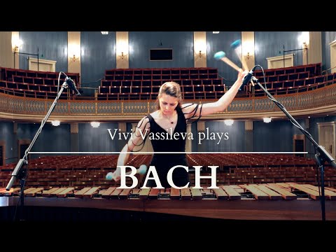 J.S.Bach: Prelude in c-minor performed by Vivi Vassileva on Marimba
