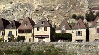 preview picture of video 'Canoeing on the Dordogne: La Roque-Gageac'