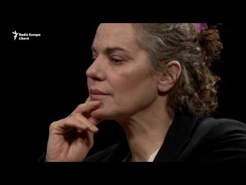 Maia Morgenstern: „În fiecare casă care pare mai veche, sau pare că are un timp, îmi caut copilăria”