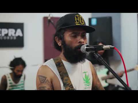 Hallelujah - Jayson in Town (new song)