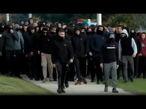 Video Thumbnail: Clashes erupt between police and protesters at far-right event in Pamplona