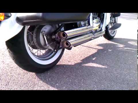 2012 C50T Vance & Hines Twin Slash Staggereds
