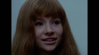 Elton John - First Episode At Hienton